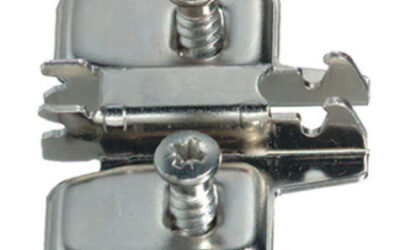 Festeplate for dører på tvskap